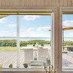 Feriehus 4 Bedroom Awesome In Assens