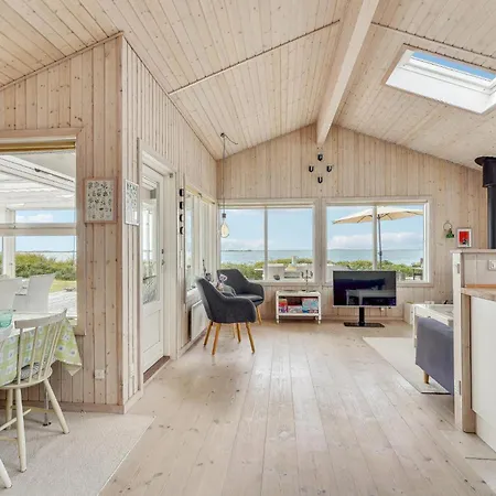 4 Bedroom Cozy In Assens