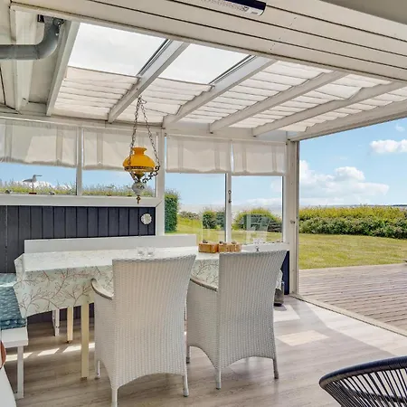 4 Bedroom Cozy In Assens