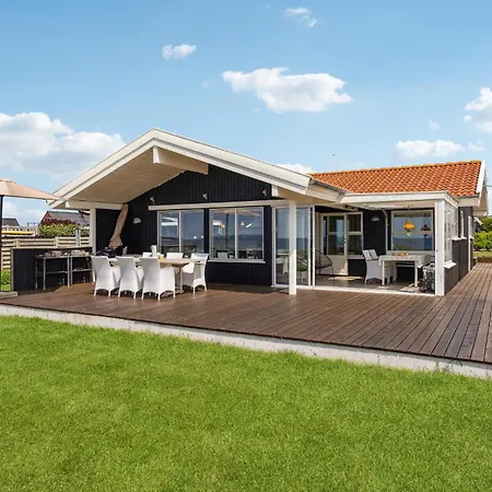 Prázdninový dům 4 Bedroom Cozy In *