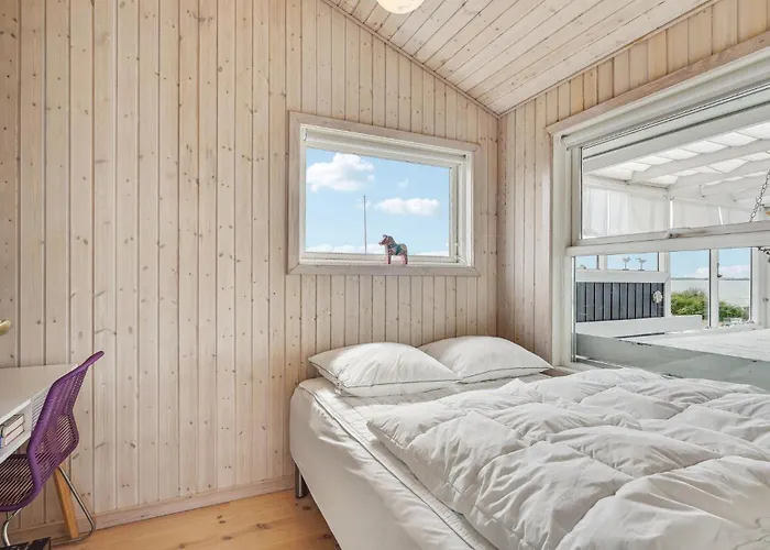 4 Bedroom Cozy In Nyaraló